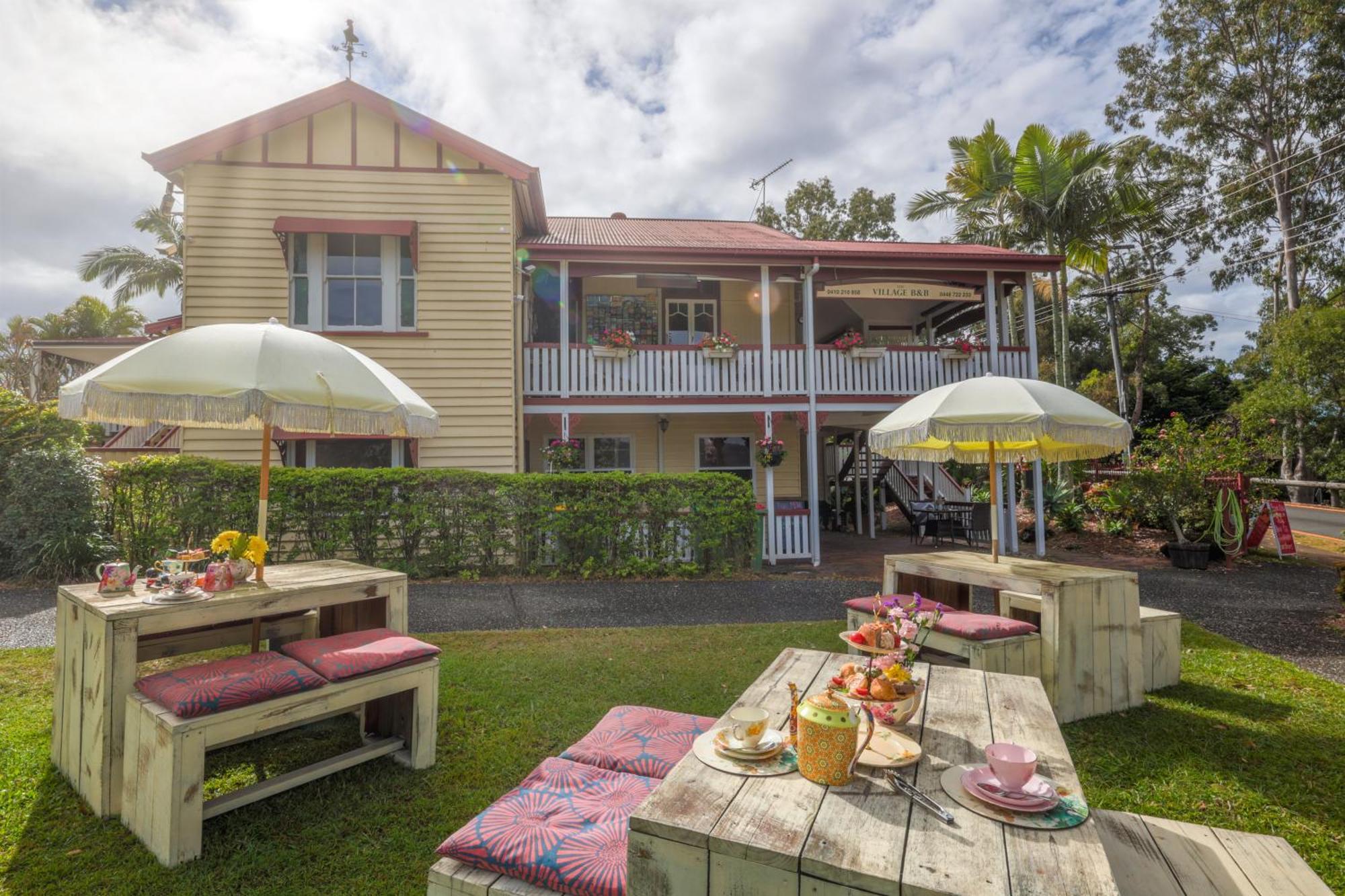 The Village B&B Gold Coast Eksteriør billede