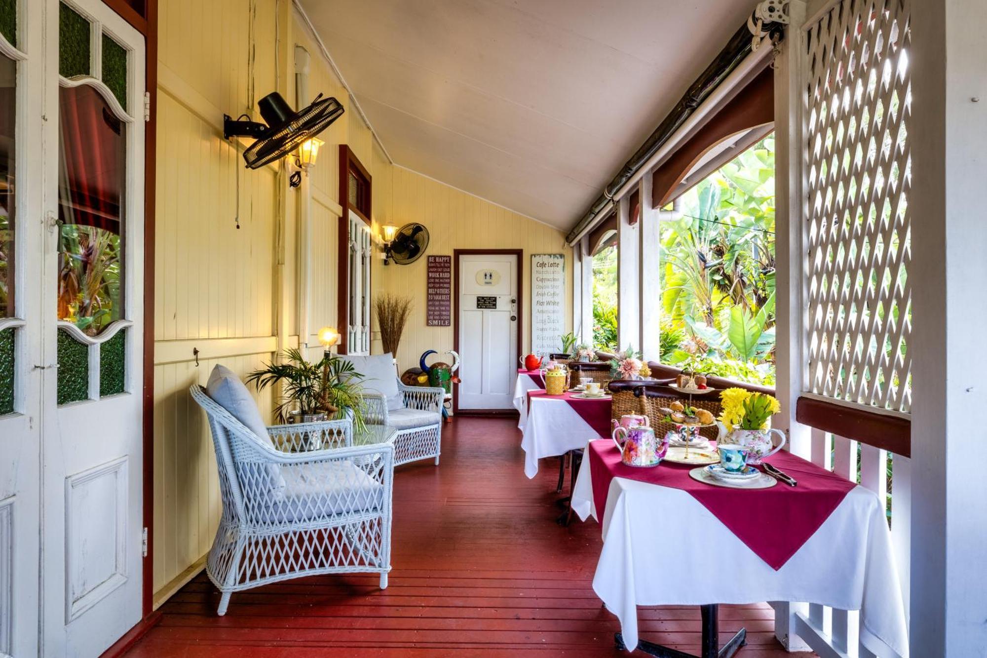 The Village B&B Gold Coast Eksteriør billede